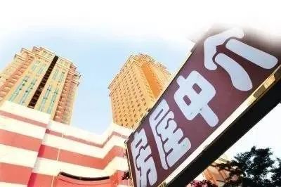 衢城通報(bào)未備案房地產(chǎn)經(jīng)紀(jì)機(jī)構(gòu)，物業(yè)管理亂象引關(guān)注